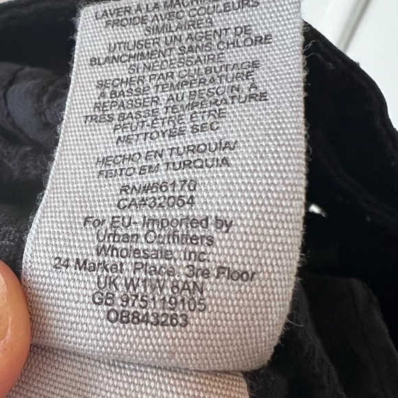 We The Free Womens High Rise Wide Leg Cropped Black Jeans Size 27 Boho - Picture 6 of 7